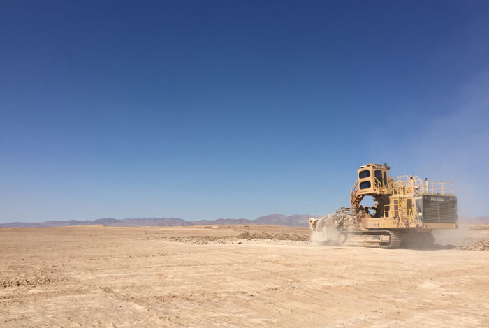 A máquina de excavação de superfície Terrain Leveler produz resultados no Chile