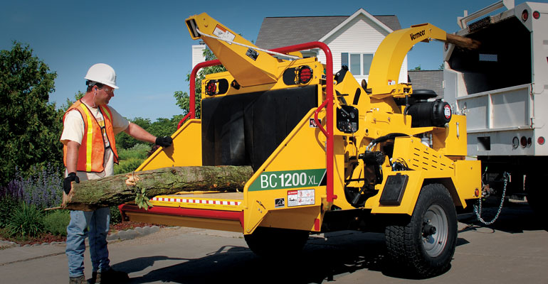 Six brush chipper <span>safety tips</span>