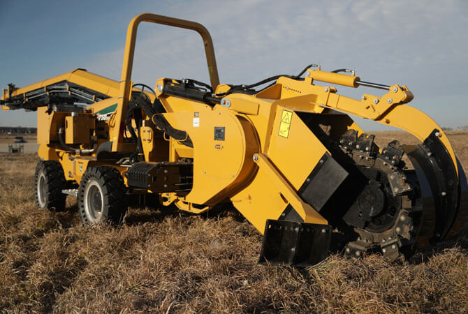 Install Utilities with the Vermeer RTX750 SOC Ride-on Tractor