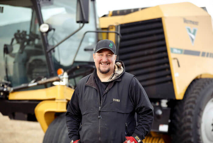 How Toby Roscoe increased his productivity with the ZR5-1200 self-propelled baler