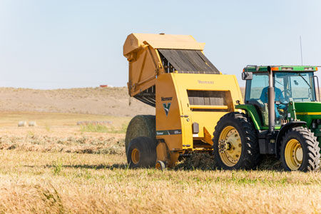 0% financing for up to 48 months or up to $5,000 cash back on 605N and 605N cornstalk special balers