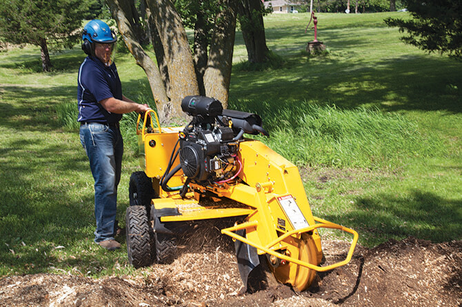 Vermeer SC292 - Efficient Stump Grinder for Tight Spaces