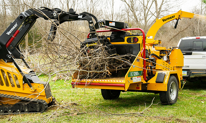 Vermeer BC1200XL Wood Chipper with Gas Engine for Landscaping