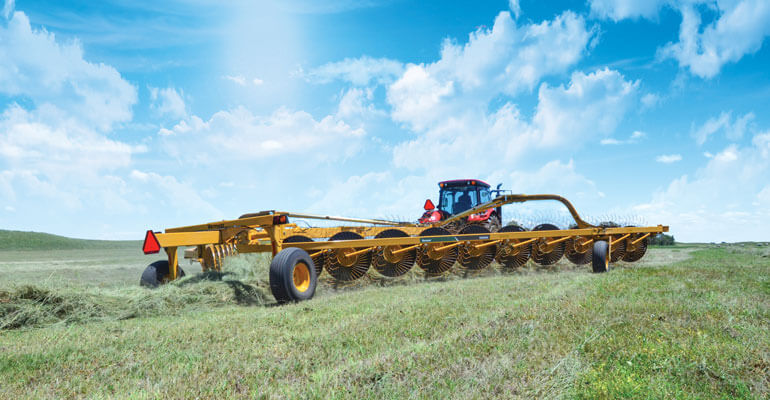 <span>0% for up to 36 months</span> or up to $1,500 cash back on VR2040 high-capacity wheel rakes