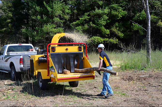 Astilladora BC1000XL con motor de gasolina de Vermeer - Arboricultura