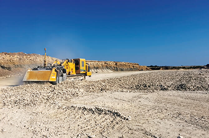 Vermeer T1255III Surface Miner with Direct Drive Attachment