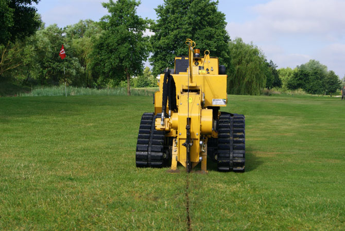 PLOW Perl pierce 現行品 PTX40 Plow/Trencher - Vermeer Canada