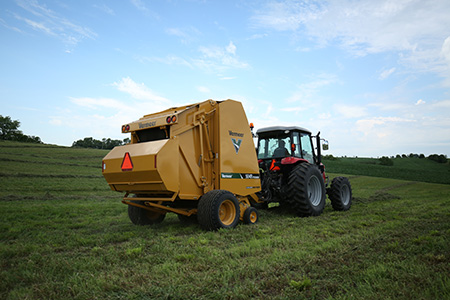 <span>BIG Cash Back on Balers Starts Now.</span>