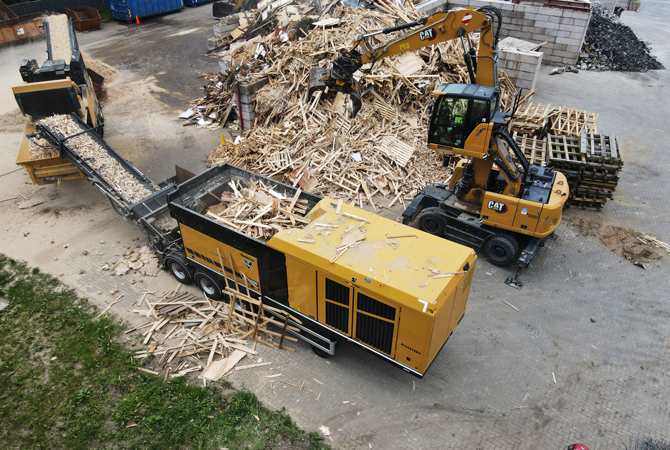 LS3600 Low Speed Shredder