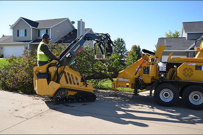 AX19 Brush Chipper - Vermeer Heartland