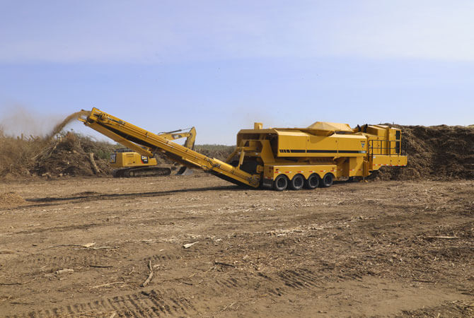 TG9000 Tub Grinder - Vermeer All Roads