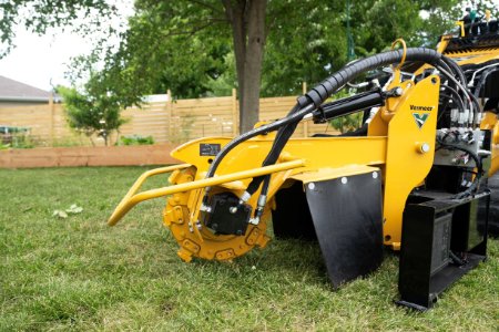 Vermeer stump cutter