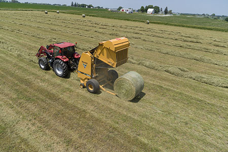 <span>Low-rate financing or cash back on select Vermeer forage equipment</span> 
