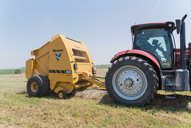 605S Rancher Baler - Vermeer Heartland